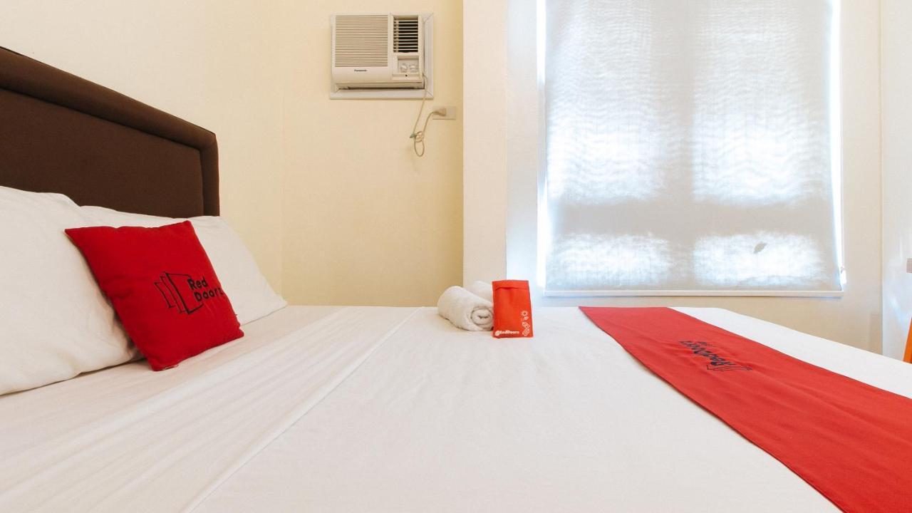 Reddoorz Plus @ A Rita Street San Juan San Juan  Dış mekan fotoğraf