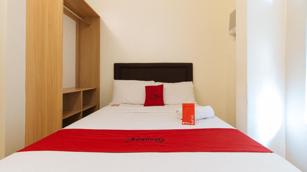 Reddoorz Plus @ A Rita Street San Juan San Juan  Dış mekan fotoğraf